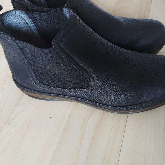 Solo Parker 600 Men's Ankle Boot. Size 10 Color Black - Picture 3 of 7